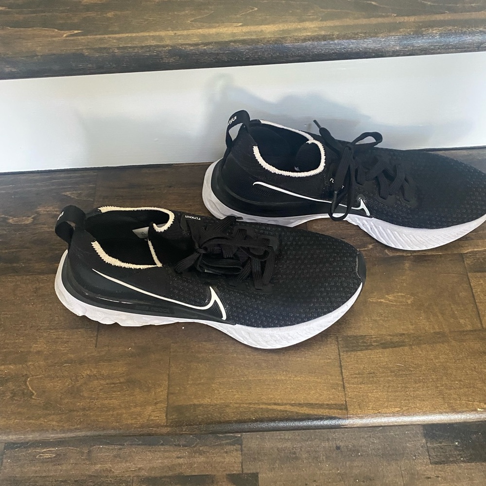 Nike react infinity